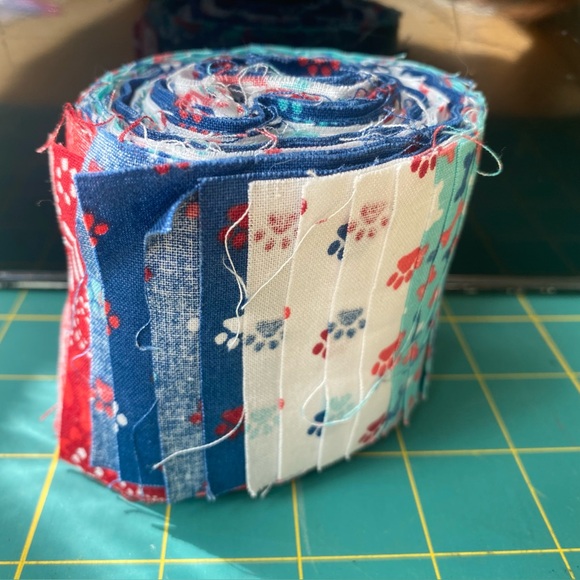 Cute Jelly Roll Quilt Fabric, Dog Lover Prints - Picture 1 of 7